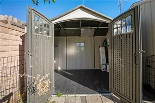 3955 Lecont Ct, Simi Valley, CA 93063 - Photo 31