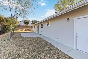 2453 Los Feliz, Thousand Oaks, CA 91362 - Photo 21