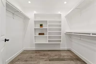 6020 Neddy Avenue, Woodland Hills, CA 91367 - Photo 21