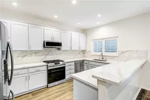 10025 Topanga Canyon, Chatsworth, CA 91311 - Photo 3