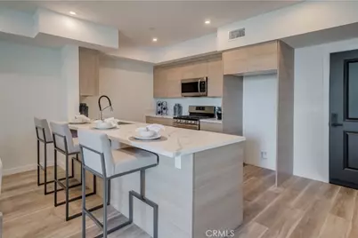 7018 Alabama Avenue #201, Canoga Park, CA 91303 - Photo 23