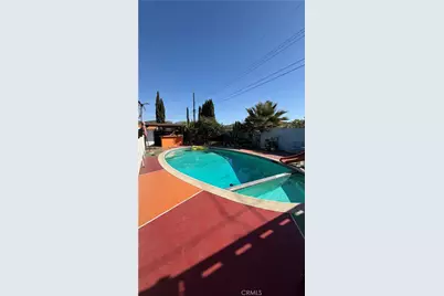 10900 Goss, Los Angeles, CA 91352 - Photo 25