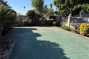 10900 Goss, Los Angeles, CA 91352 - Photo 31