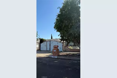 10900 Goss, Los Angeles, CA 91352 - Photo 3