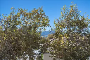 18119 Sundowner, Canyon Country, CA 91387 - Photo 7