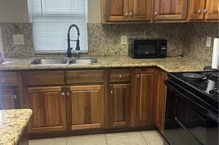 10023 Karmont Ave, South Gate, CA 90280 - Photo 7