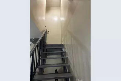 10023 Karmont Avenue, South Gate, CA 90280 - Photo 13