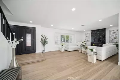 19040 Celtic Street, Porter Ranch, CA 91326 - Photo 9