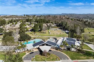 26838 -C Ave Of The Oaks, Newhall, CA 91321 - Photo 23