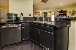 28327 Gibraltar Ln, Castaic, CA 91384 - Photo 11