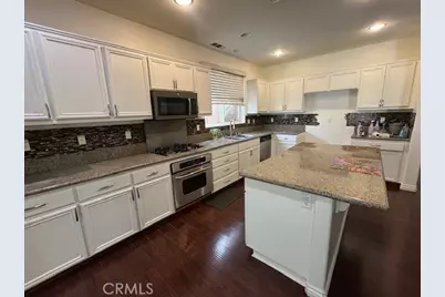 2401 W Avenue P12, Palmdale, CA 93551 - Photo 9