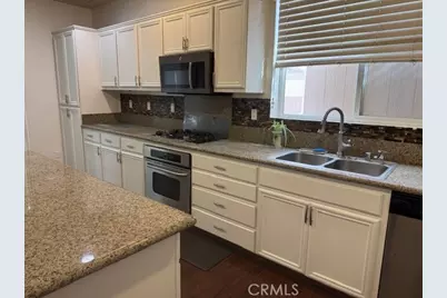 2401 W Avenue P12, Palmdale, CA 93551 - Photo 11