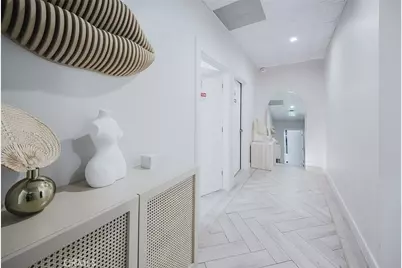 0 W Burbank Boulevard, Burbank, CA 91506 - Photo 9