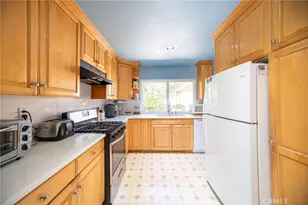 2433 Medina Ave, Simi Valley, CA 93063 - Photo 13