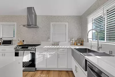 1911 W Kenneth Rd, Glendale, CA 91201 - Photo 9