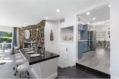 8356 Vanalden, Northridge, CA 91324 - Photo 17