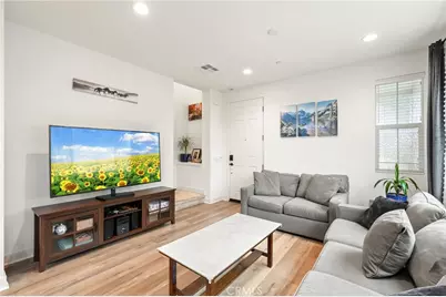 1740 Heywood St #B, Simi Valley, CA 93065 - Photo 7