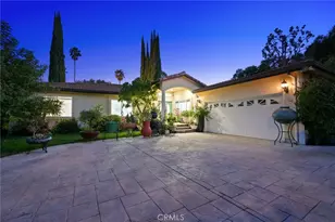18760 Wells, Tarzana, CA 91356 - Photo 9