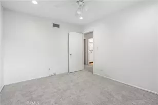 4520 Cezanne Ave, Woodland Hills, CA 91364 - Photo 23