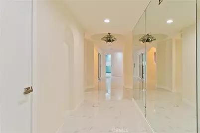 5333 Zelzah Avenue #102, Encino, CA 91316 - Photo 3