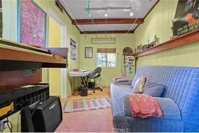 15719 Vose Street, Lake Balboa, CA 91406 - Photo 27