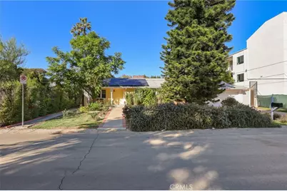 15719 Vose Street, Lake Balboa, CA 91406 - Photo 1