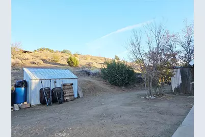 8021 Macron Street, Oak Hills, CA 92344 - Photo 37