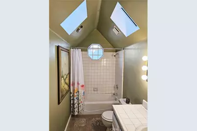 8021 Macron Street, Oak Hills, CA 92344 - Photo 29