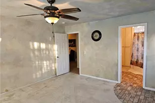 8021 Macron St, Oak Hills, CA 92344 - Photo 19