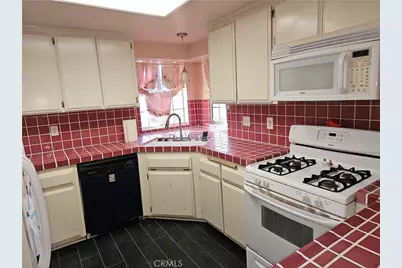 8021 Macron Street, Oak Hills, CA 92344 - Photo 11