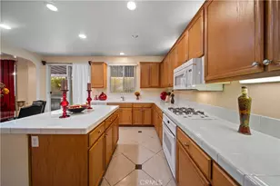 4818 Jade Ct, Lancaster, CA 93536 - Photo 9