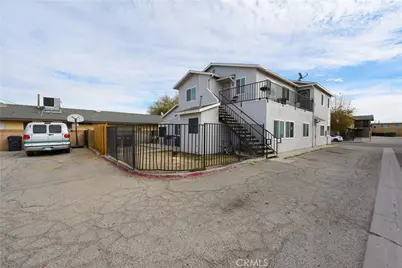 38503 Larkin Avenue, Palmdale, CA 93550 - Photo 5