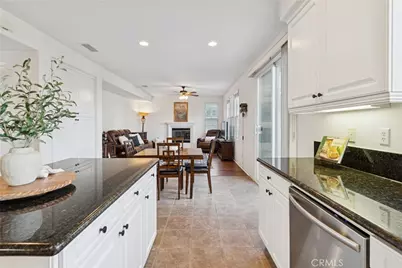 26812 Peppertree Drive, Valencia, CA 91381 - Photo 9