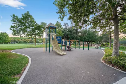 26812 Peppertree Drive, Valencia, CA 91381 - Photo 25