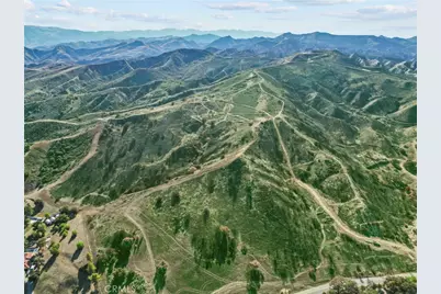 2 Burlwood, Castaic, CA 91384 - Photo 5