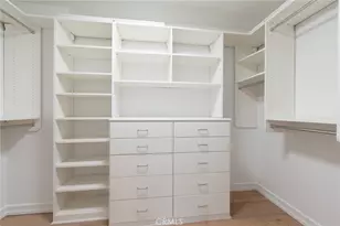 18089 Lake Encino, Encino, CA 91316 - Photo 25