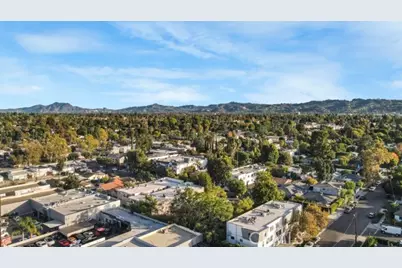 14153 Tiara Street, Van Nuys, CA 91401 - Photo 37