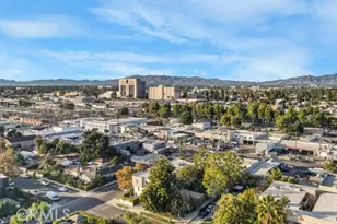 14153 Tiara St, Van Nuys, CA 91401 - Photo 25