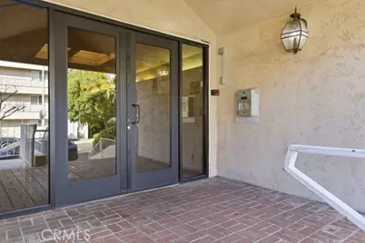 5135 Zelzah #100, Encino, CA 91316 - Photo 3
