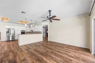 43648 Colony Dr, Lancaster, CA 93536 - Photo 13