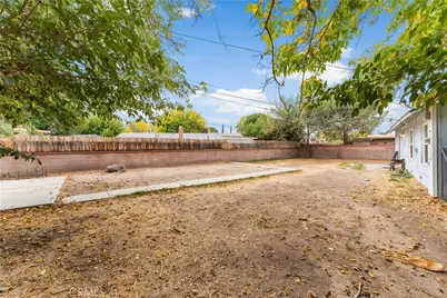 1354 W Jenner, Lancaster, CA 93534 - Photo 27
