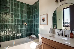 5441 Blackwelder, Los Angeles, CA 90016 - Photo 21