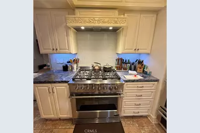 25225 Avenida Dorena, Newhall, CA 91321 - Photo 11