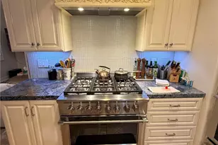 25225 Avenida Dorena, Newhall, CA 91321 - Photo 11