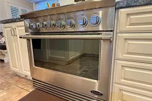 25225 Avenida Dorena, Newhall, CA 91321 - Photo 13