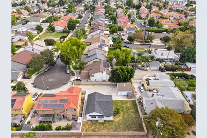 20464 Elkwood, Winnetka, CA 91306 - Photo 1