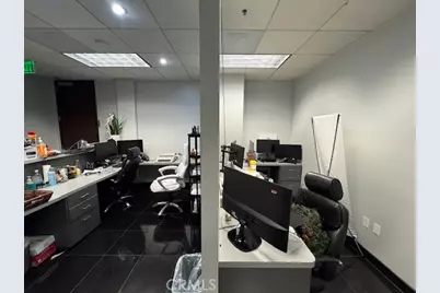 6300 590 Canoga Ave., Woodland Hills, CA 91367 - Photo 7