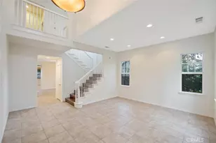 27163 Cedar Ridge, Valencia, CA 91381 - Photo 3