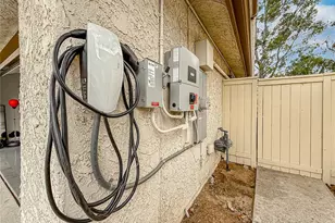 1079 Powderhorn Ct, Oak Park, CA 91377 - Photo 55