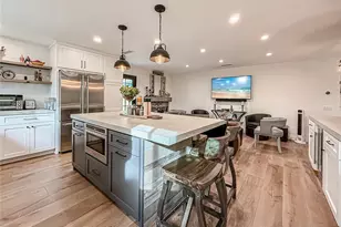 1079 Powderhorn Ct, Oak Park, CA 91377 - Photo 13